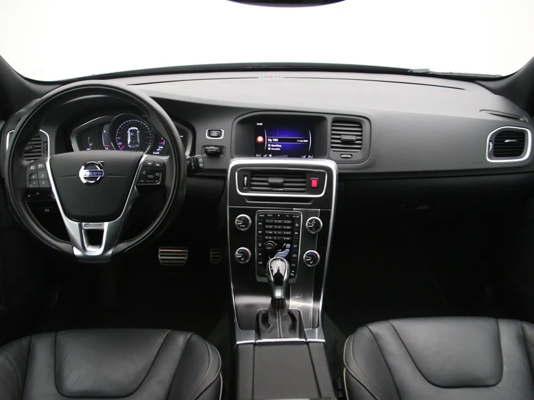 VOLVO V60 Summum