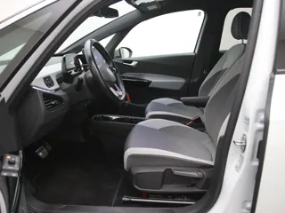 VOLKSWAGEN ID.3 First Plus 58 kWh