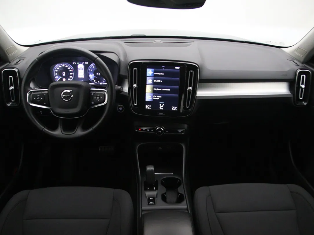VOLVO XC40 Business Pro