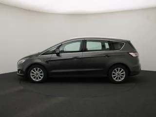 FORD S-MAX Titanium