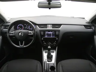 SKODA OCTAVIA Ambition