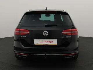 VOLKSWAGEN PASSAT B8 Highline