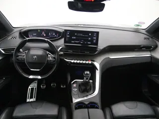2021 PEUGEOT 5008 GT Line
