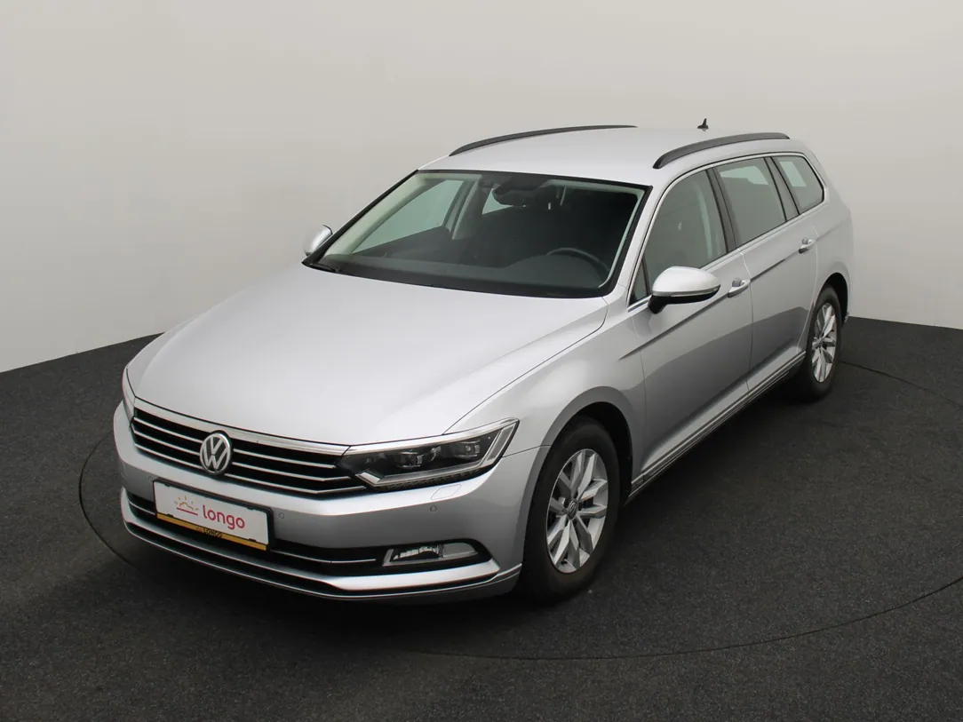 VOLKSWAGEN PASSAT B8 Comfortline Business