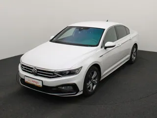 VOLKSWAGEN PASSAT B8 R-Line Business +