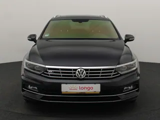 VOLKSWAGEN PASSAT B8 Highline Business R