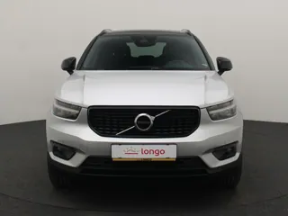 VOLVO XC40 R-Design