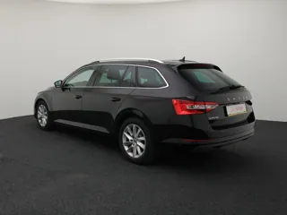 SKODA SUPERB Style