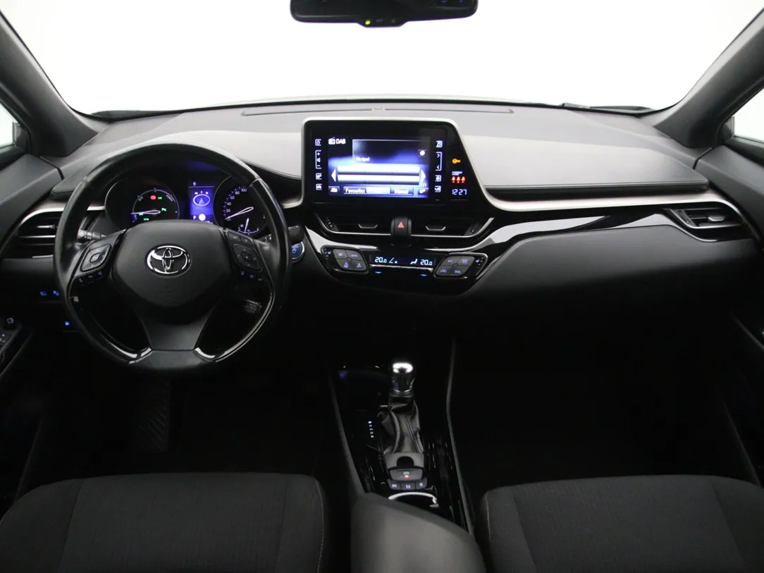 TOYOTA C-HR Active