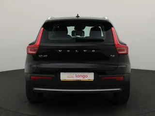 VOLVO XC40 Momentum Pro