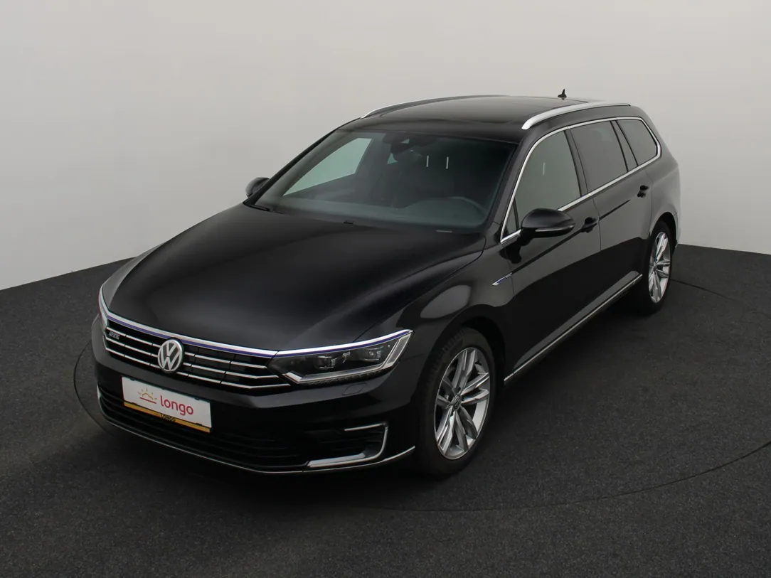 VOLKSWAGEN PASSAT B8 Highline