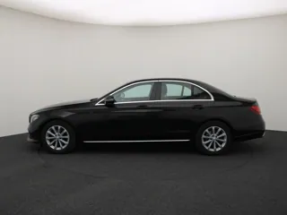 MERCEDES BENZ E220 Edition