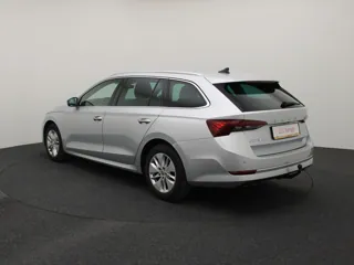 SKODA OCTAVIA Ambition