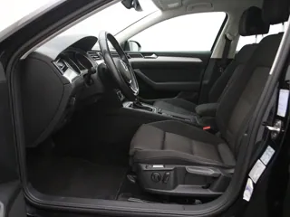 VOLKSWAGEN PASSAT B8 Comfortline