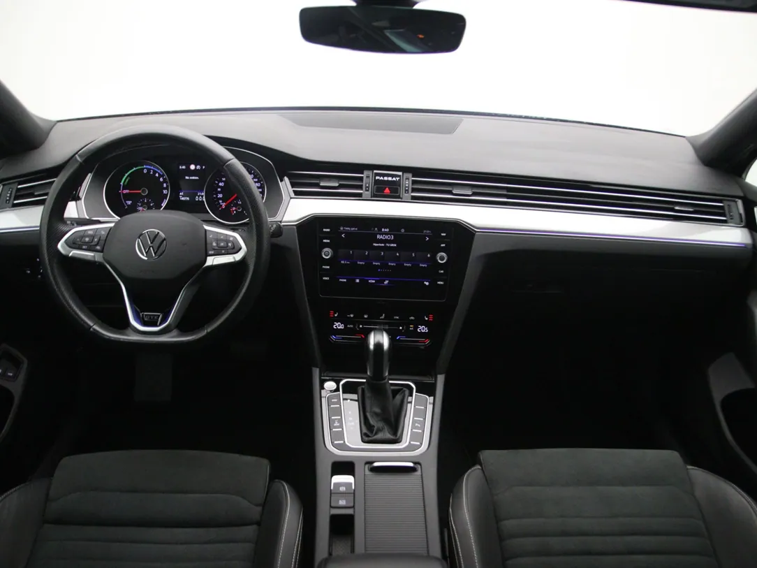 VOLKSWAGEN PASSAT B8 GTE Business