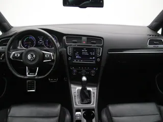 VOLKSWAGEN GOLF 7 GTE