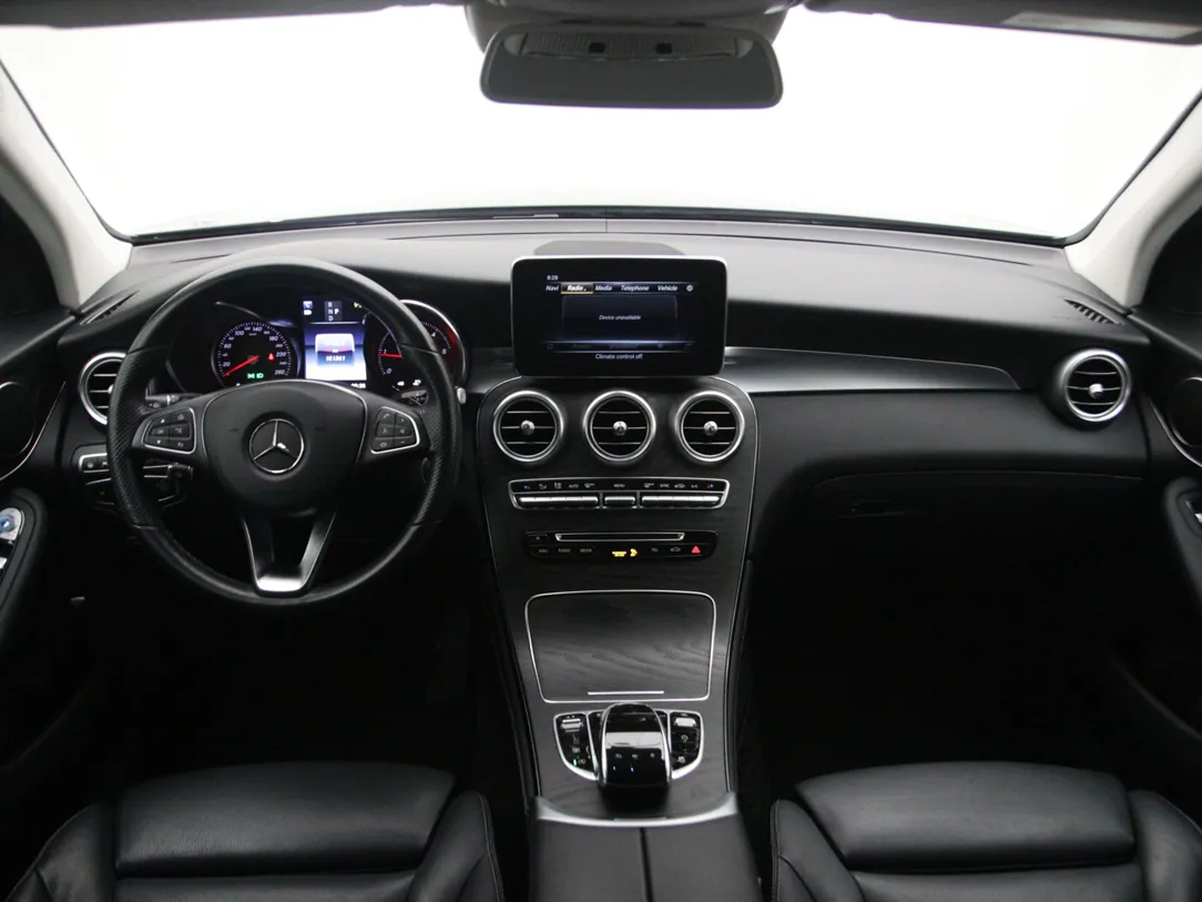MERCEDES BENZ GLC220