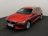 VOLVO V60 Momentum