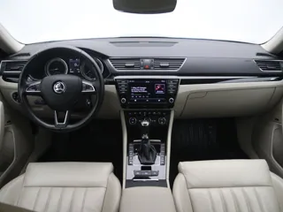 SKODA SUPERB Laurin & Klement