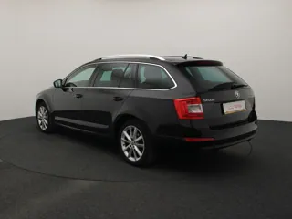 SKODA OCTAVIA Elegance Businessline