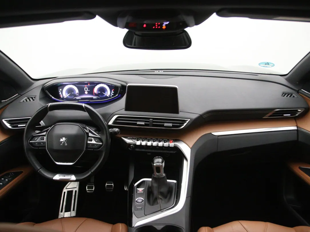 PEUGEOT 5008 GT-Line