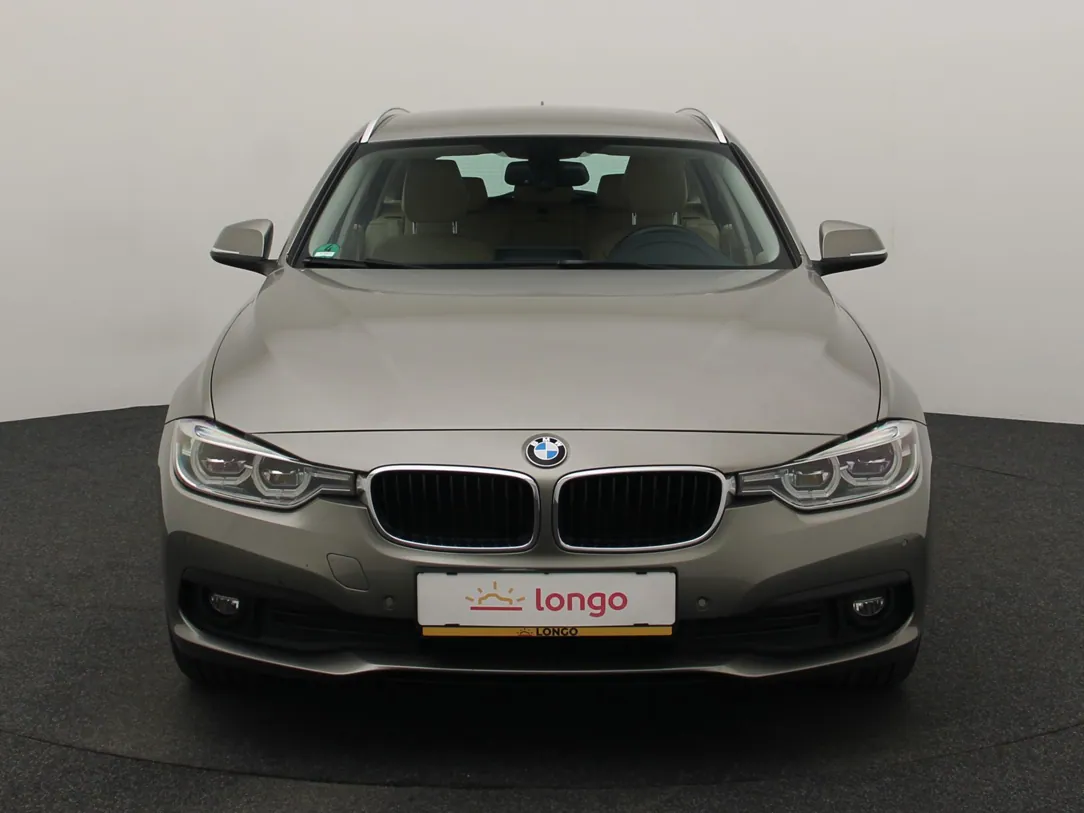 BMW 320 Essential