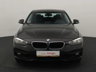 BMW 320 Advantage