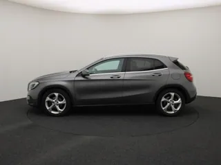 MERCEDES BENZ GLA220 Urban