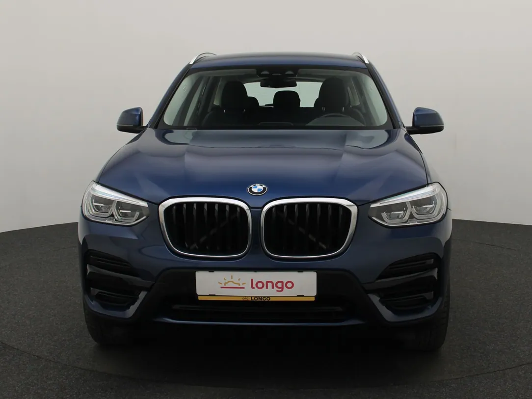 BMW X3 Advantage