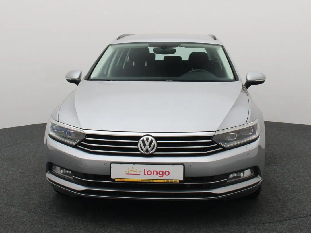 VOLKSWAGEN PASSAT B8 Comfortline Business
