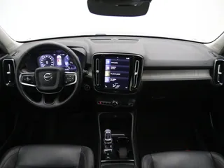 VOLVO XC40 Inscription