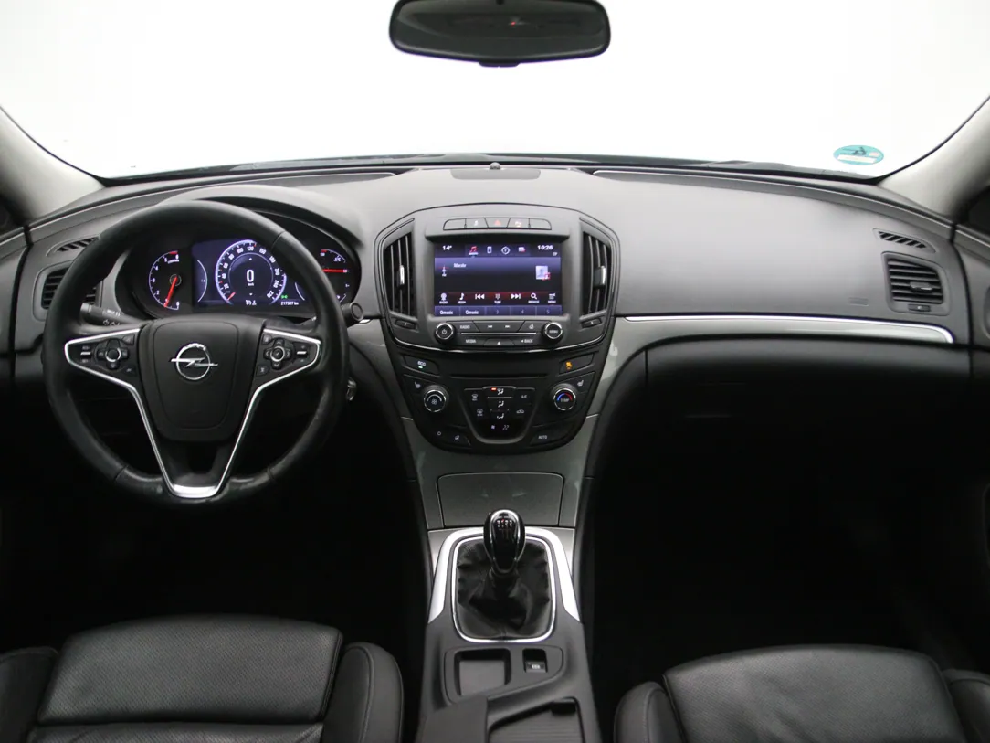 OPEL INSIGNIA Business+