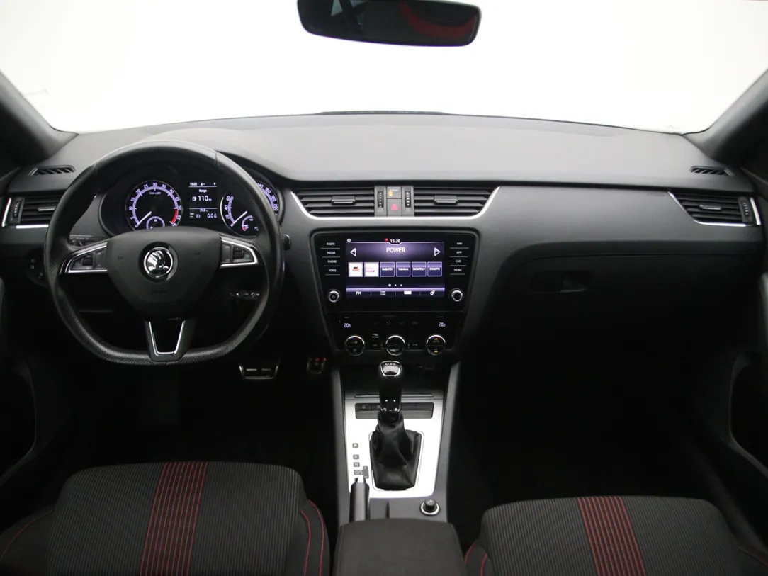 SKODA OCTAVIA Sport Business