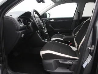 VOLKSWAGEN T-ROC Sport