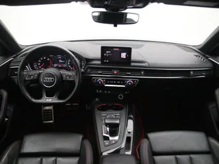 AUDI A4 Sport S Line Black Edition