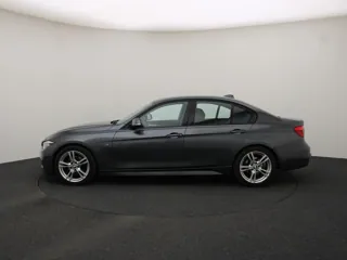 BMW 320 Executive