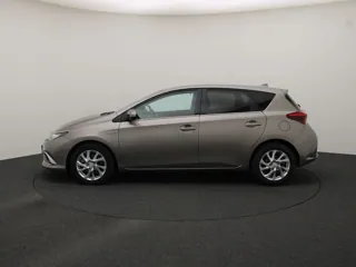 TOYOTA AURIS Executive Go