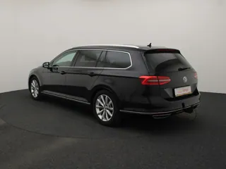 VOLKSWAGEN PASSAT B8 Highline
