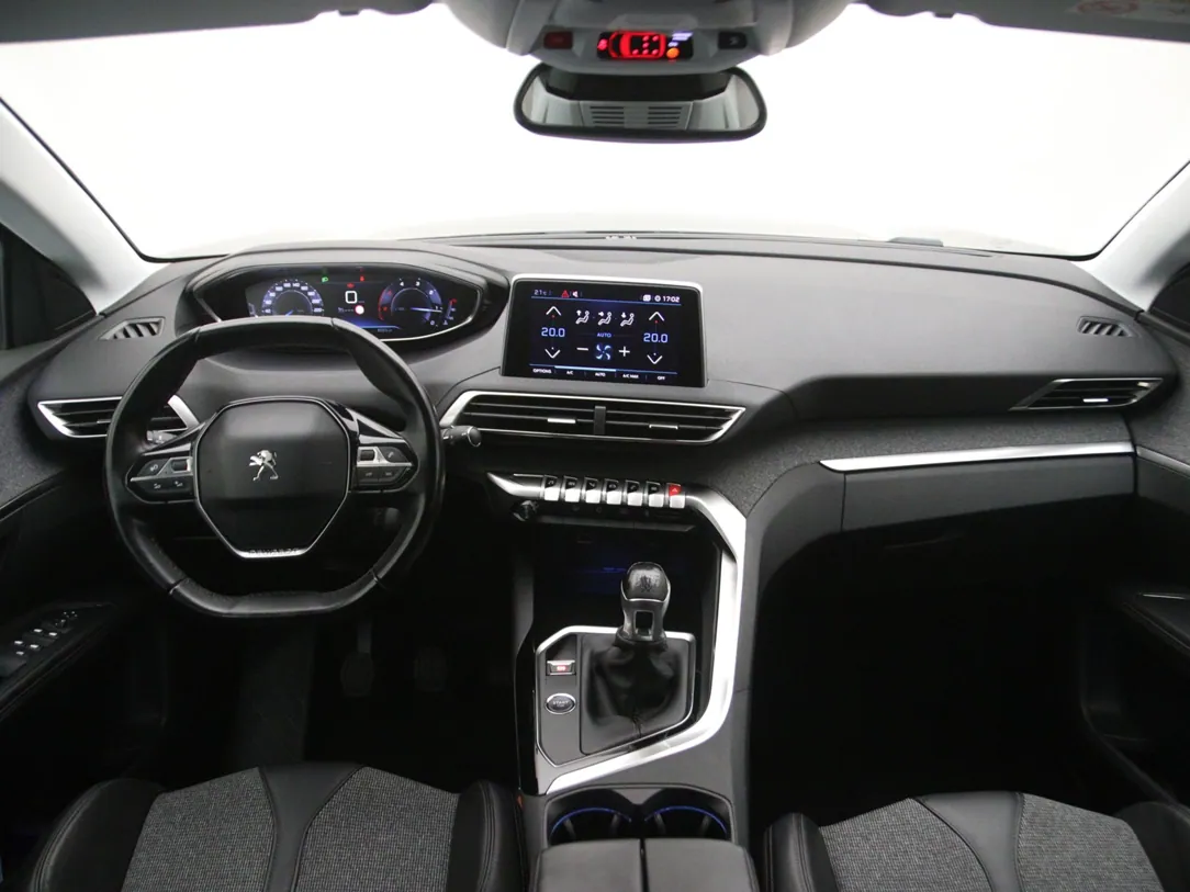 PEUGEOT 5008 Premium
