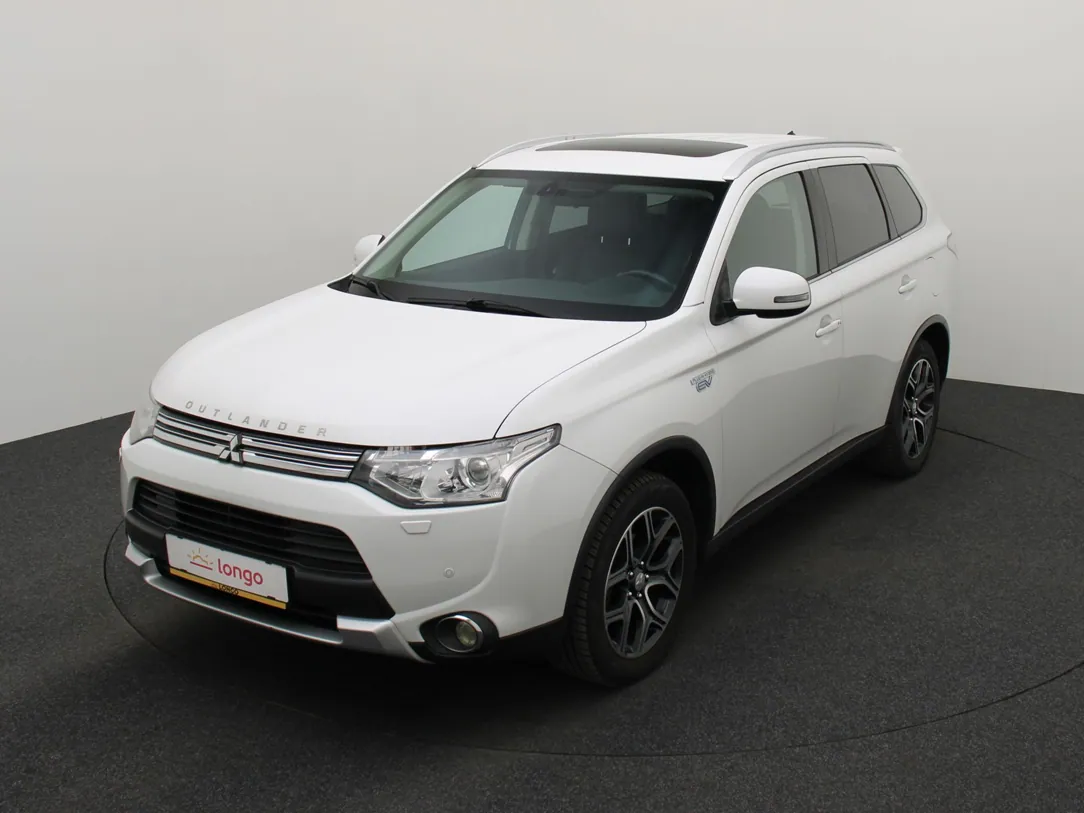MITSUBISHI OUTLANDER Limited Edition X-Line