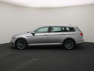 VOLKSWAGEN PASSAT B8 GTE Elegance