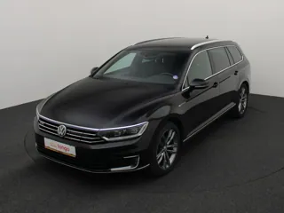VOLKSWAGEN PASSAT B8 Highline