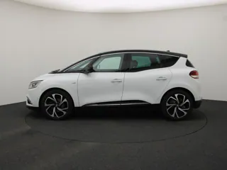 RENAULT SCENIC Bose