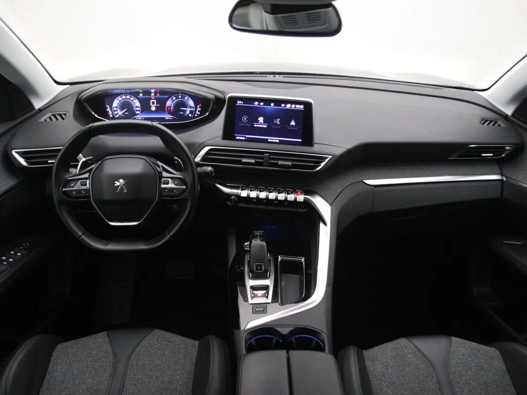 PEUGEOT 3008 Premium Avantage