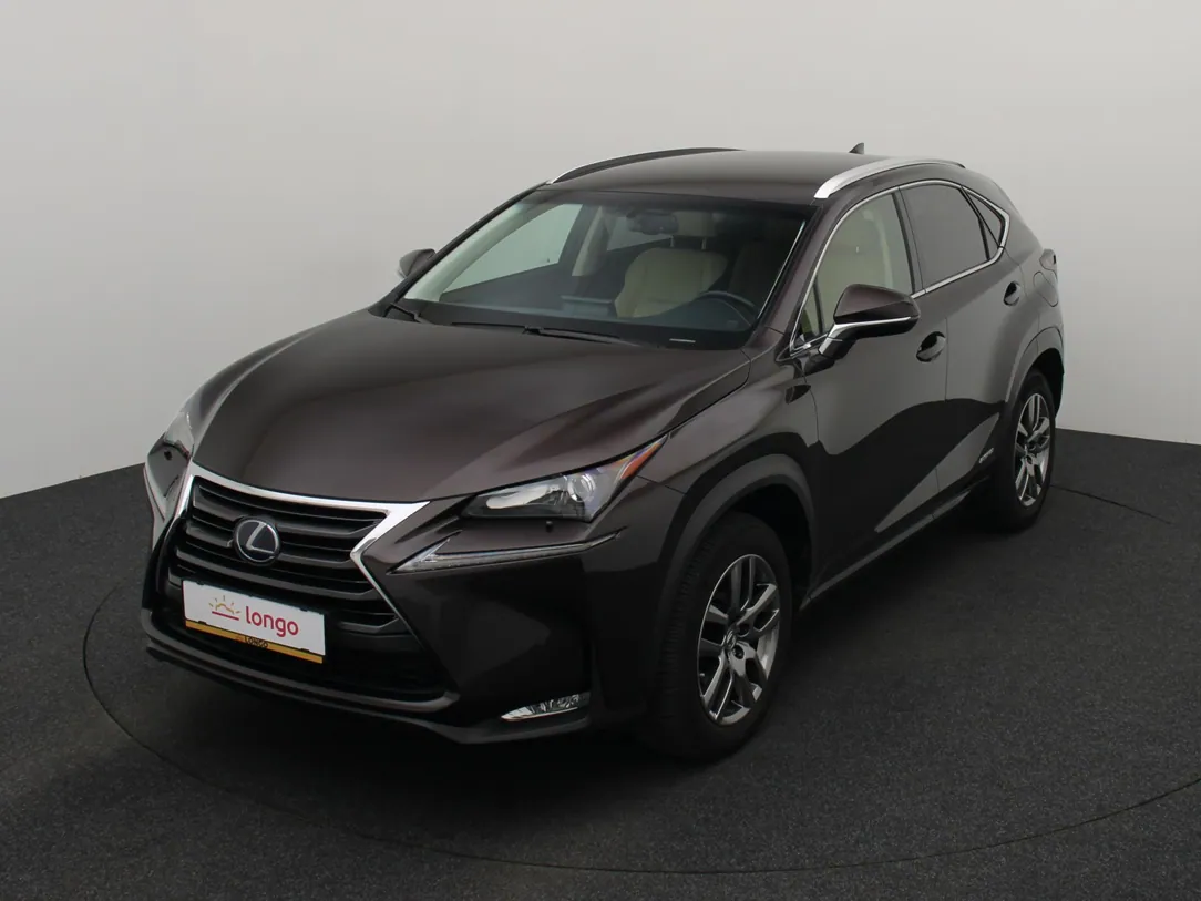 LEXUS NX300H Luxury Line