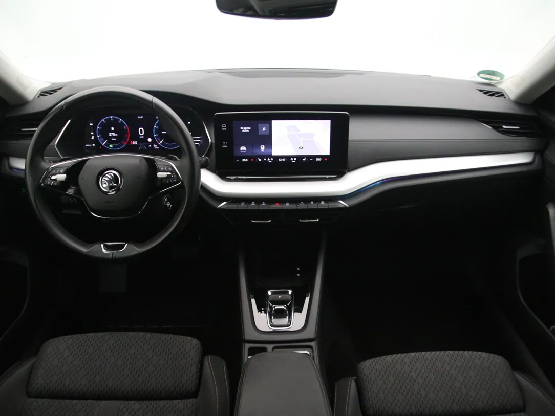 SKODA OCTAVIA MHEV Sport Business