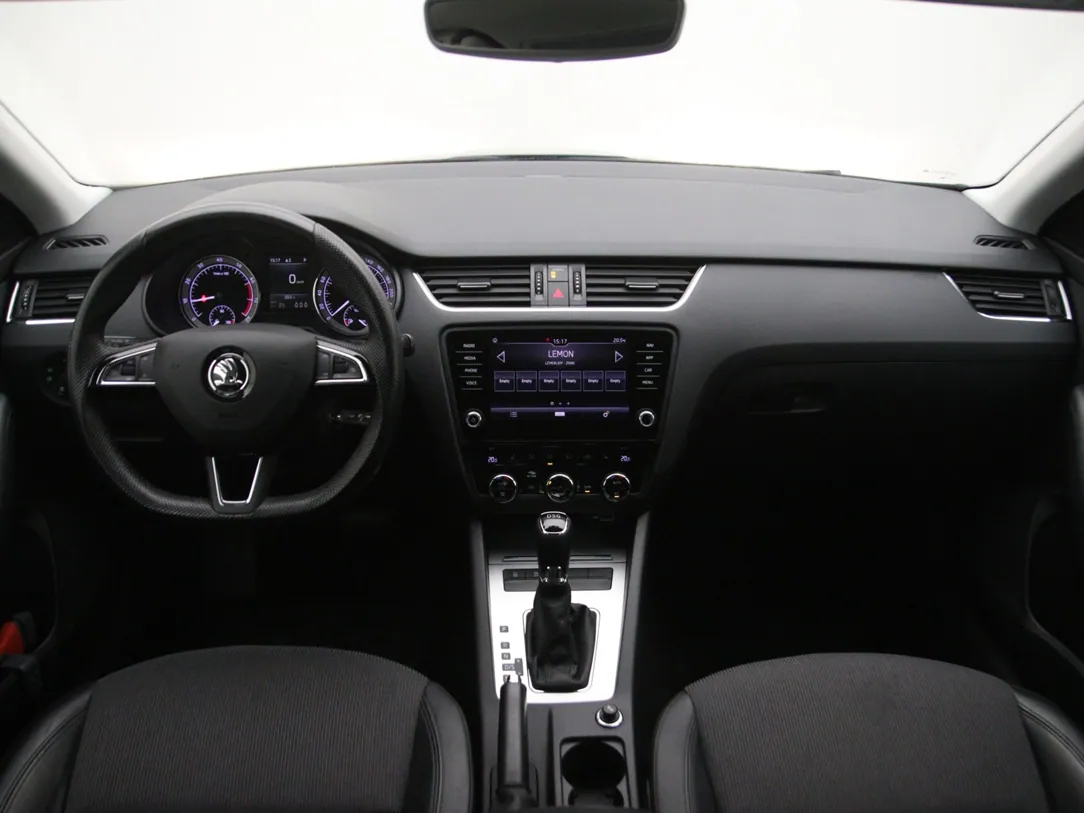 SKODA OCTAVIA Sport Business