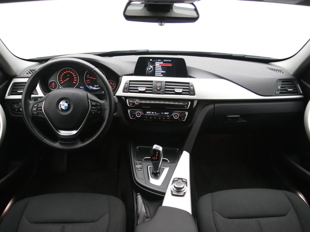 BMW 320 Executive