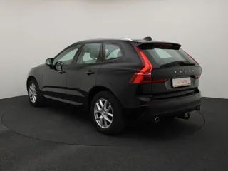 VOLVO XC60 Momentum