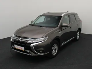 MITSUBISHI OUTLANDER Pure